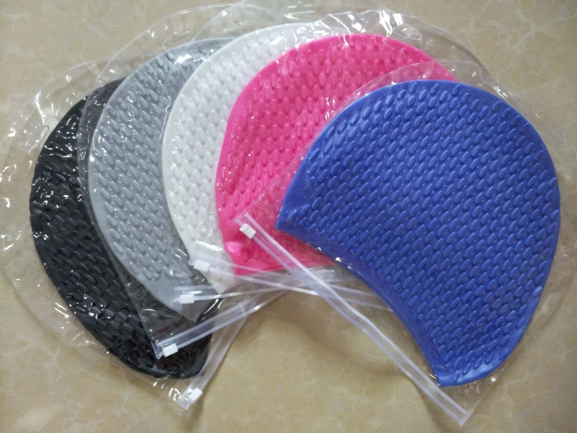 image-Silicone Swimming Waterproof Men And Women Swimming Swimming Ear Protection Water