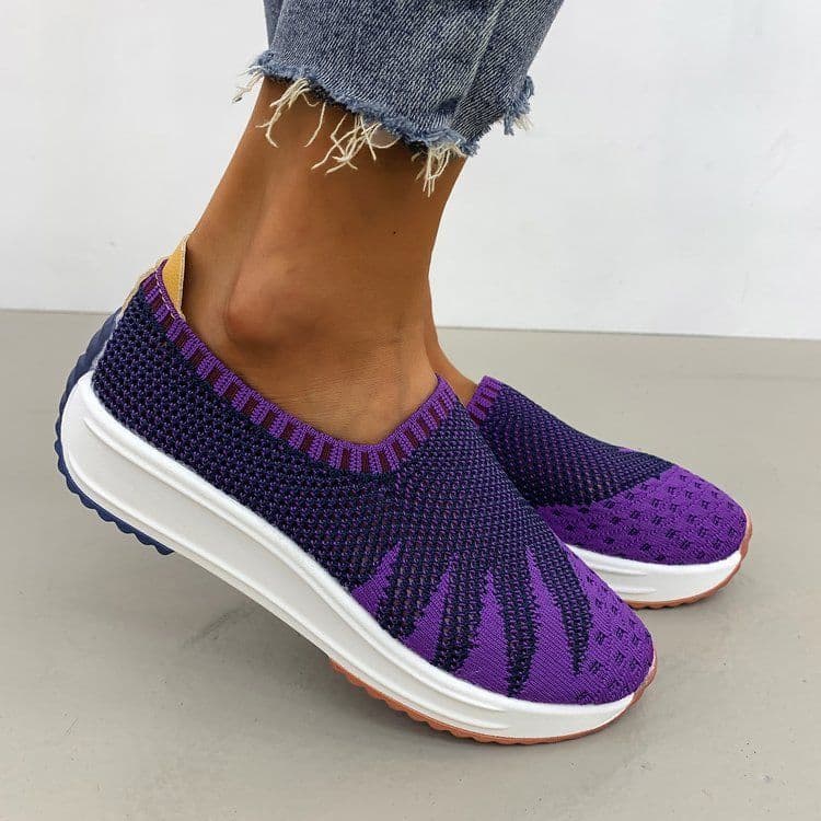 image-Flyknit Breathable Shoes Wedge Sneakers