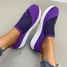 image-Flyknit Breathable Shoes Wedge Sneakers