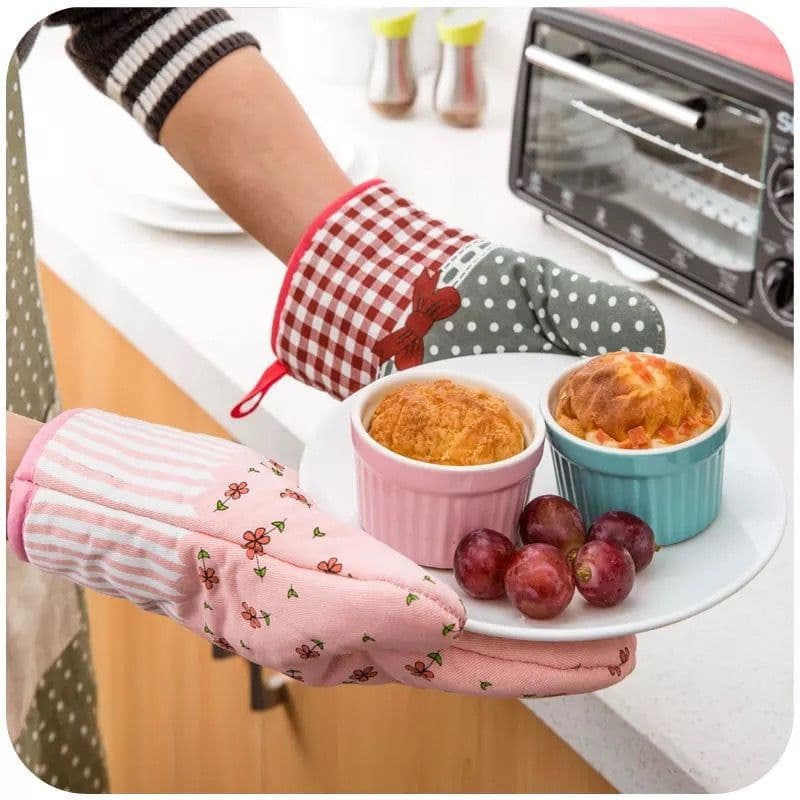 image-Microwave Oven Gloves Thick And High Temperature Resistant