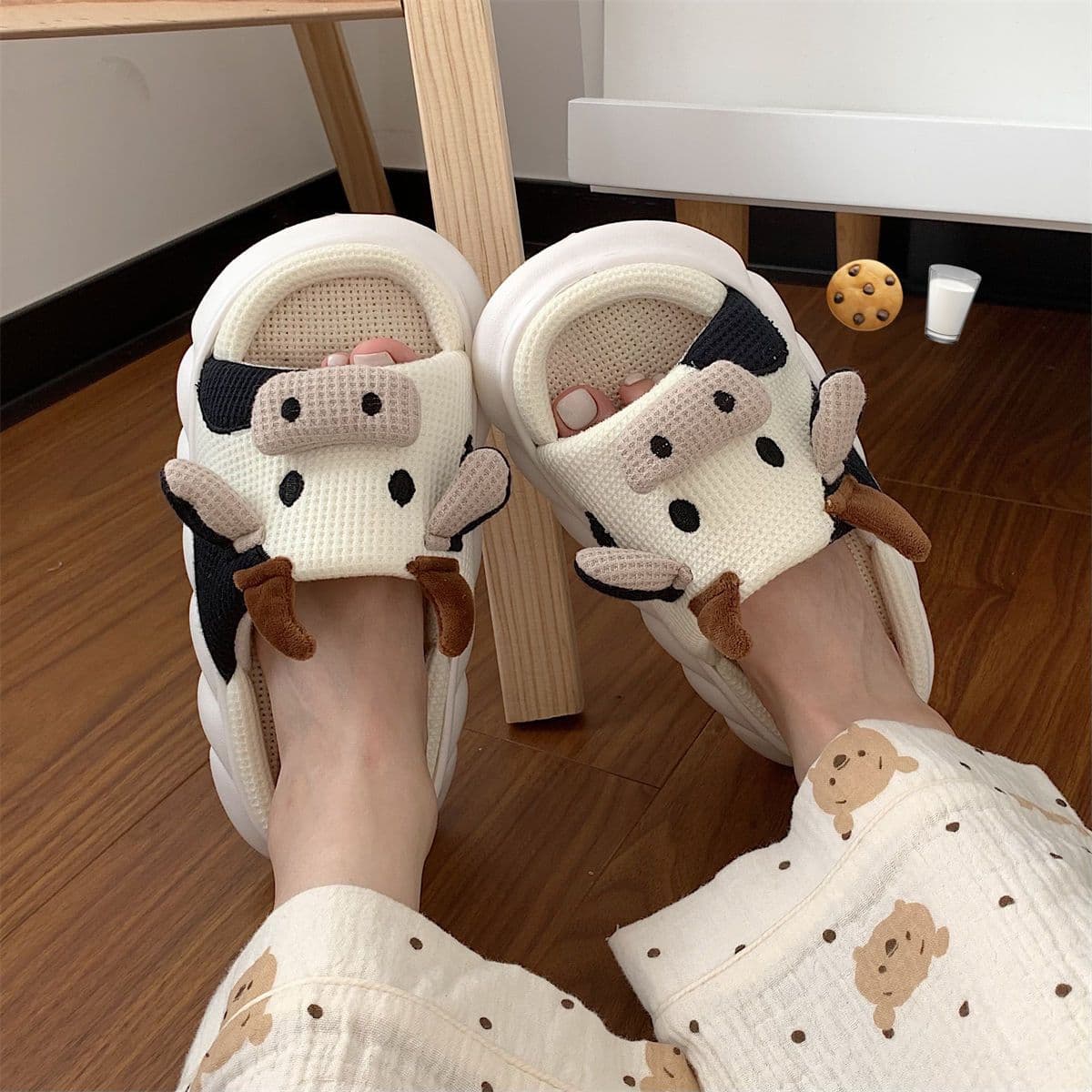 image-Cotton And Linen Cute Cartoon Dairy Cattle Mute Linen Slippers