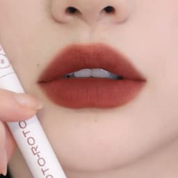 image-Lip Lacquer ROTO Matte Air Bear Lip Mud Lip Gloss Lipstick Makeup Female No Stain On Cup