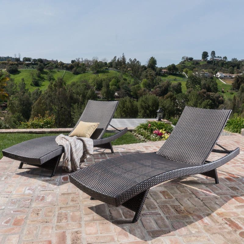 image-Outdoor Swimming Pool Hot Spring Bath Courtyard Leisure Rattan Deck Chair
