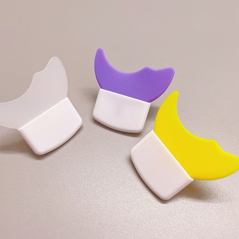 image-Multifunctional Eye Makeup Silicone Auxiliary Baffle Artifact Eyeliner Eyeshadow Apply Eyelash Lower Face Eyelash Anti-spill Glue