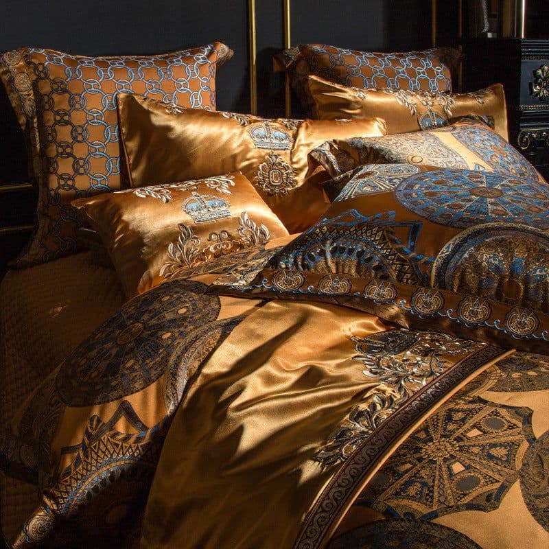 image-Model Room Luxury Embroidery Villa Four-piece Set European Court Bedding
