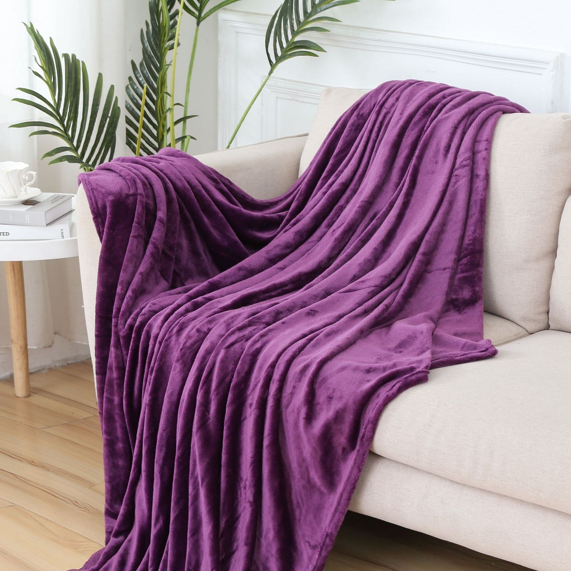 image-Solid Color Blanket Flannel Blanket