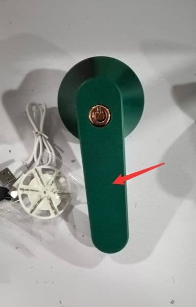 image-Hair Ball Trimmer Hair Removal And Shaving USB Rechargeable Lint Remover