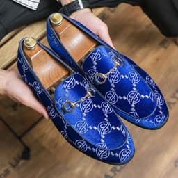 image-European And American Fashion Embroidered Loafers Men's British Style Plus Size Solid Color Horsebit Buckle Shoes