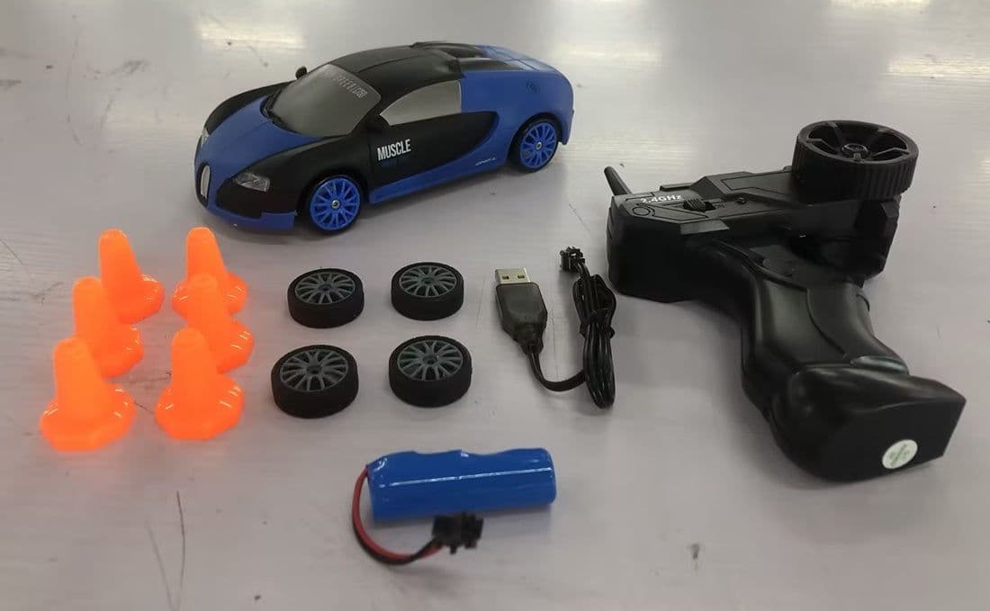 image-2.4G Drift Rc Car 4WD RC Drift Car Toy Remote Control GTR Model AE86 Vehicle Car RC Racing Car Toy For Children Christmas Gifts