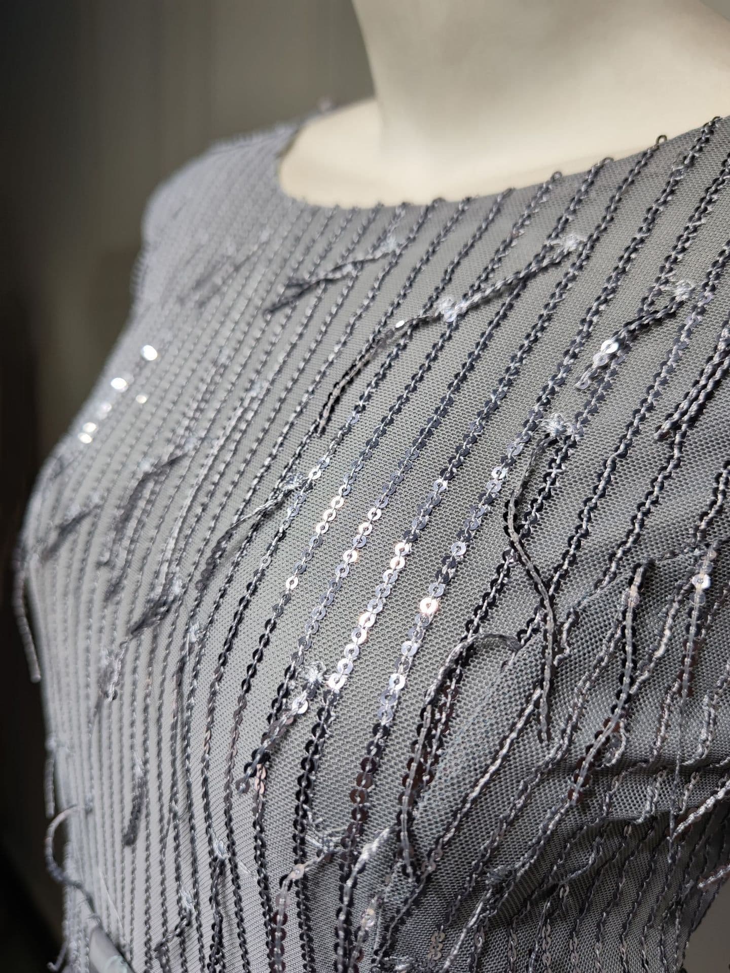 image-Sequin Tassels Slim-fit Dress Muslim Dress