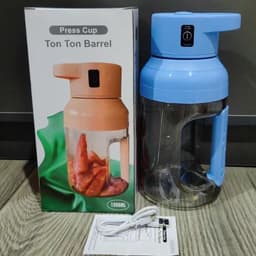 image-New Arrival Summer Electric Juicer Portable Large Capacity 1500ml Juice USB Rechargeable Electric Portable Blender Kitchen Gadgets