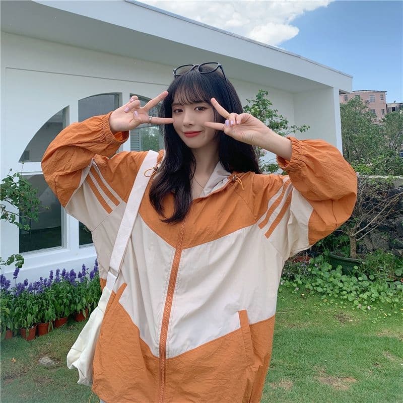 image-Contrast Color Hooded Sun Protection Clothing For Women Loose Thin Coat