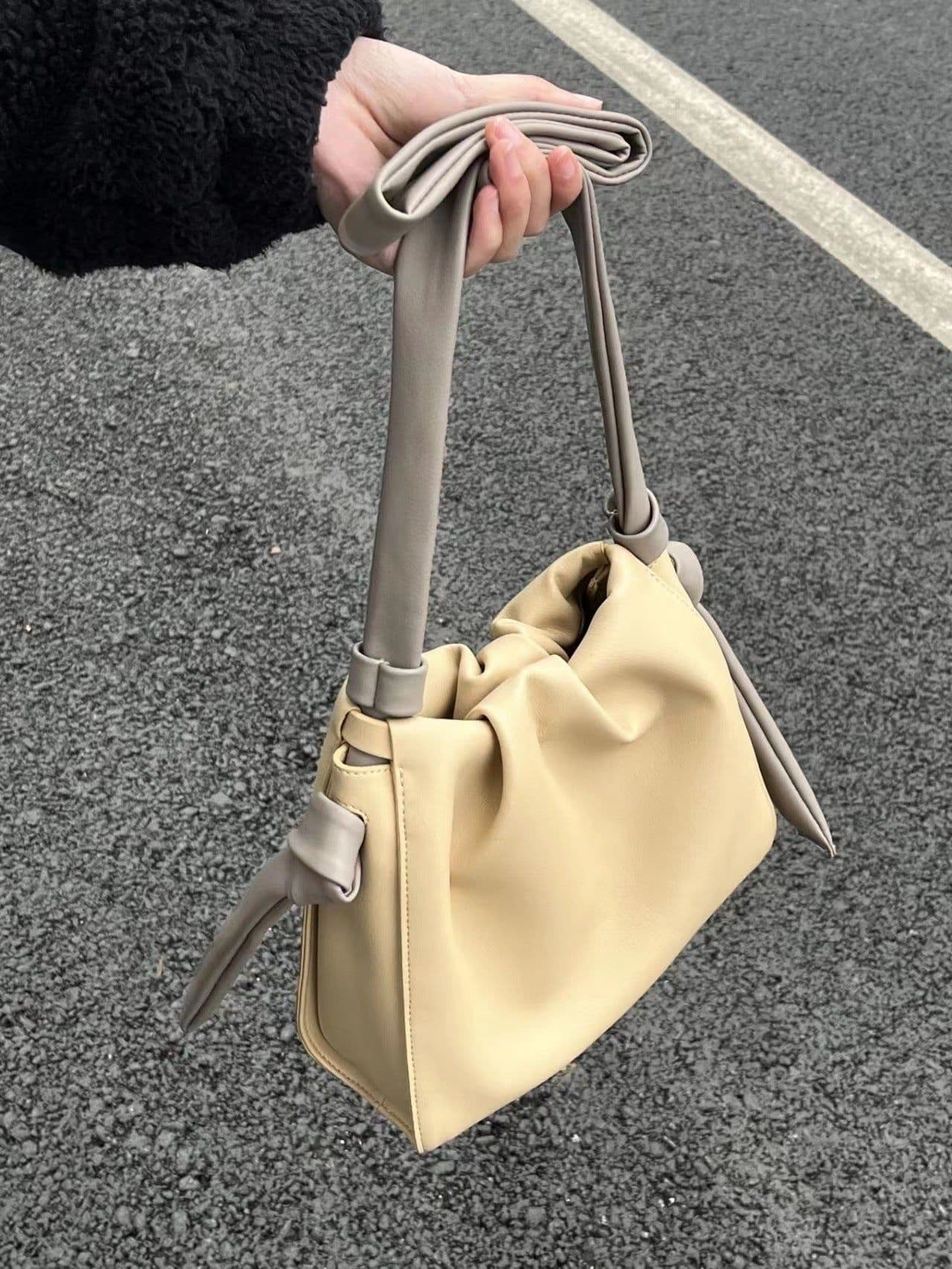 image-Women's Fashion Color Contrast Shoulder Messenger Cloud Bag