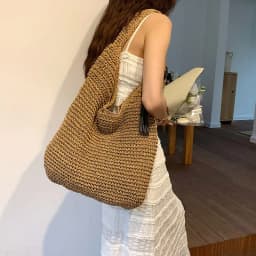 image-Hand-woven Underarm Hand Carrying Straw Bag Easy Matching Large Capacity