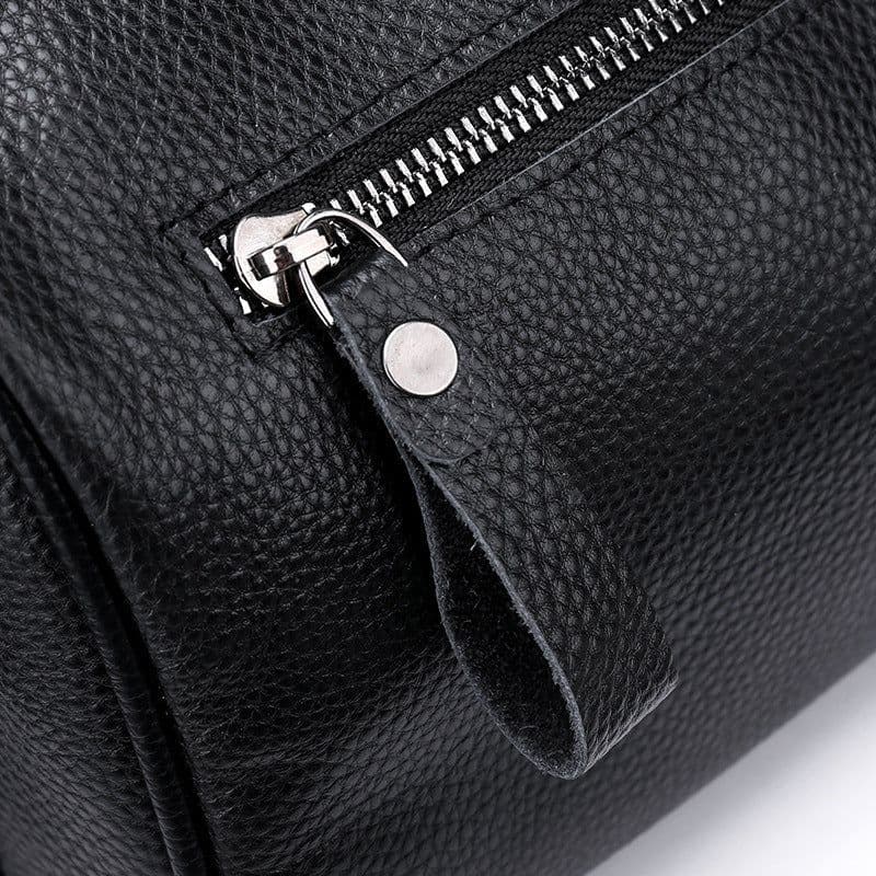 image-One-shoulder Crossbody Leather Large Capacity Bag
