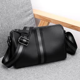 image-One-shoulder Crossbody Leather Large Capacity Bag