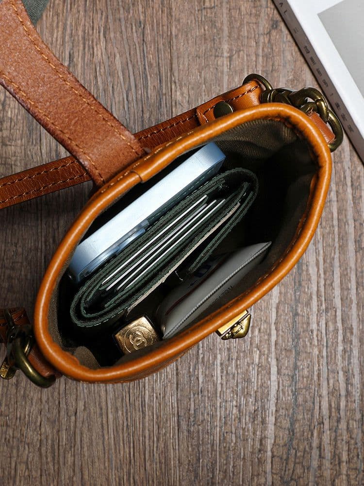 image-Original Mobile Phone Bag Vegetable Tanned Oil Wax Cowhide Round Barrel Small Bag