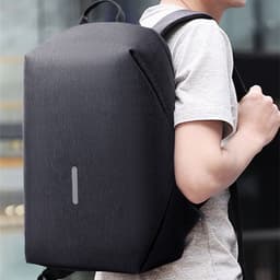 image-Men And Women Fashion Anti-theft Portable Backpack