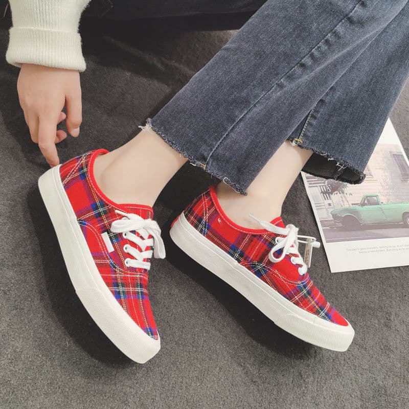 image-Plaid Low Top Canvas Casual Shoes