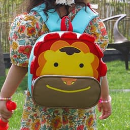 image-Men's And Women's Fashionable Simple Water-repellent Animal Backpack