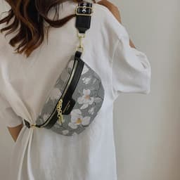 image-Women's Fashionable Lace Shoulder Messenger Bag