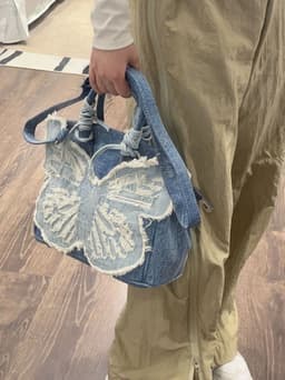 image-Women's Summer Versatile Fashion Embroidered Handbag