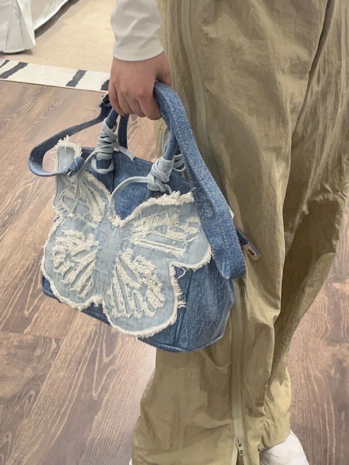 image-Women's Summer Versatile Fashion Embroidered Handbag