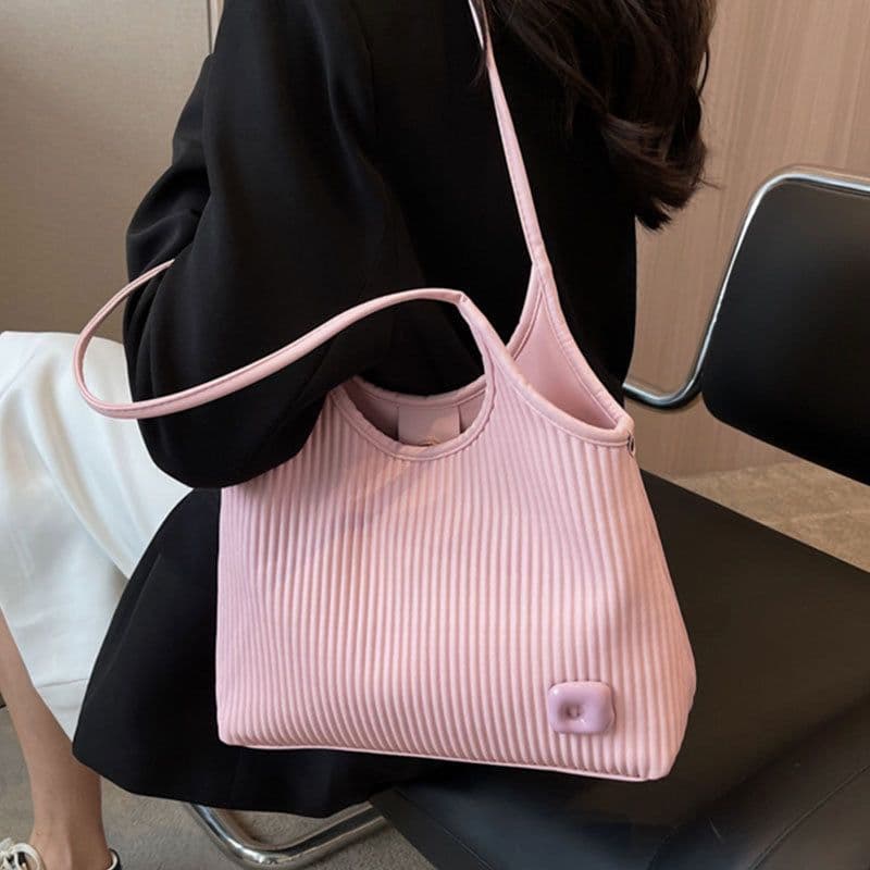 image-Shoulder Niche Women New Fashion Commuter Western Style Hand Carrying