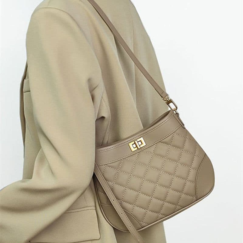 image-Women's Fashion First Layer Cowhide Genuine Leather Bag