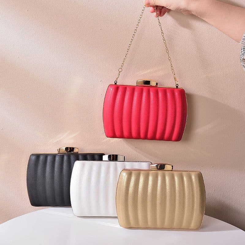 image-Women's Fashion Creative Chain Clutch Shoulder Bag