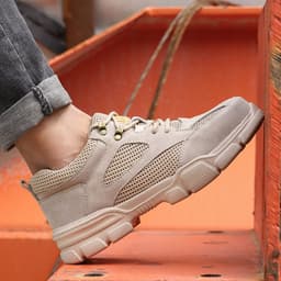 image-Men's Fashionable Breathable Anti-smashing And Anti-penetration Safety Shoes