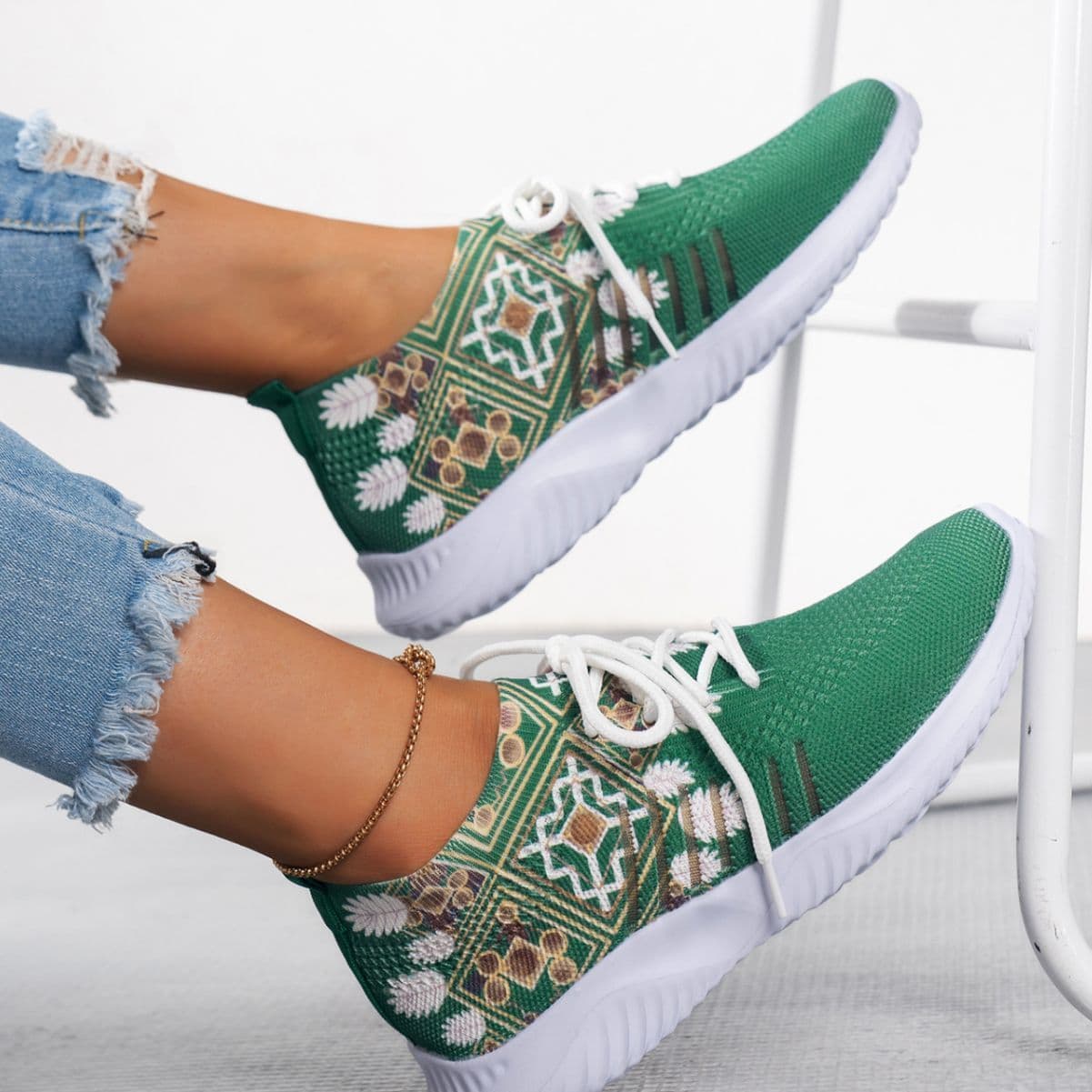 image-Summer New Flying Woven Stylish Flat Shoes Women