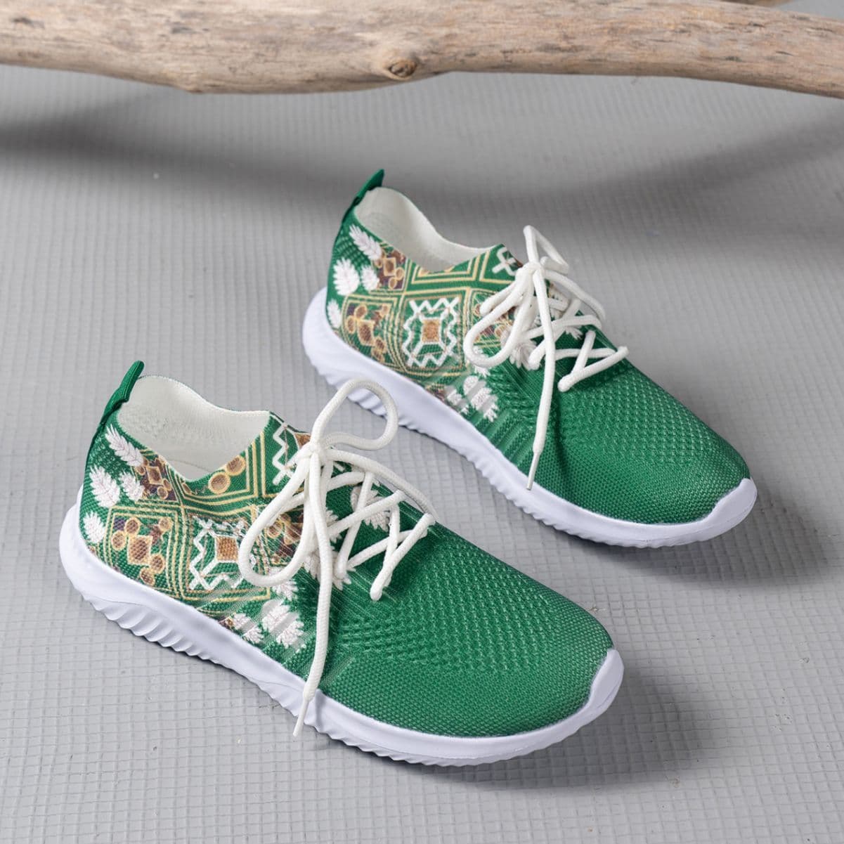 image-Summer New Flying Woven Stylish Flat Shoes Women