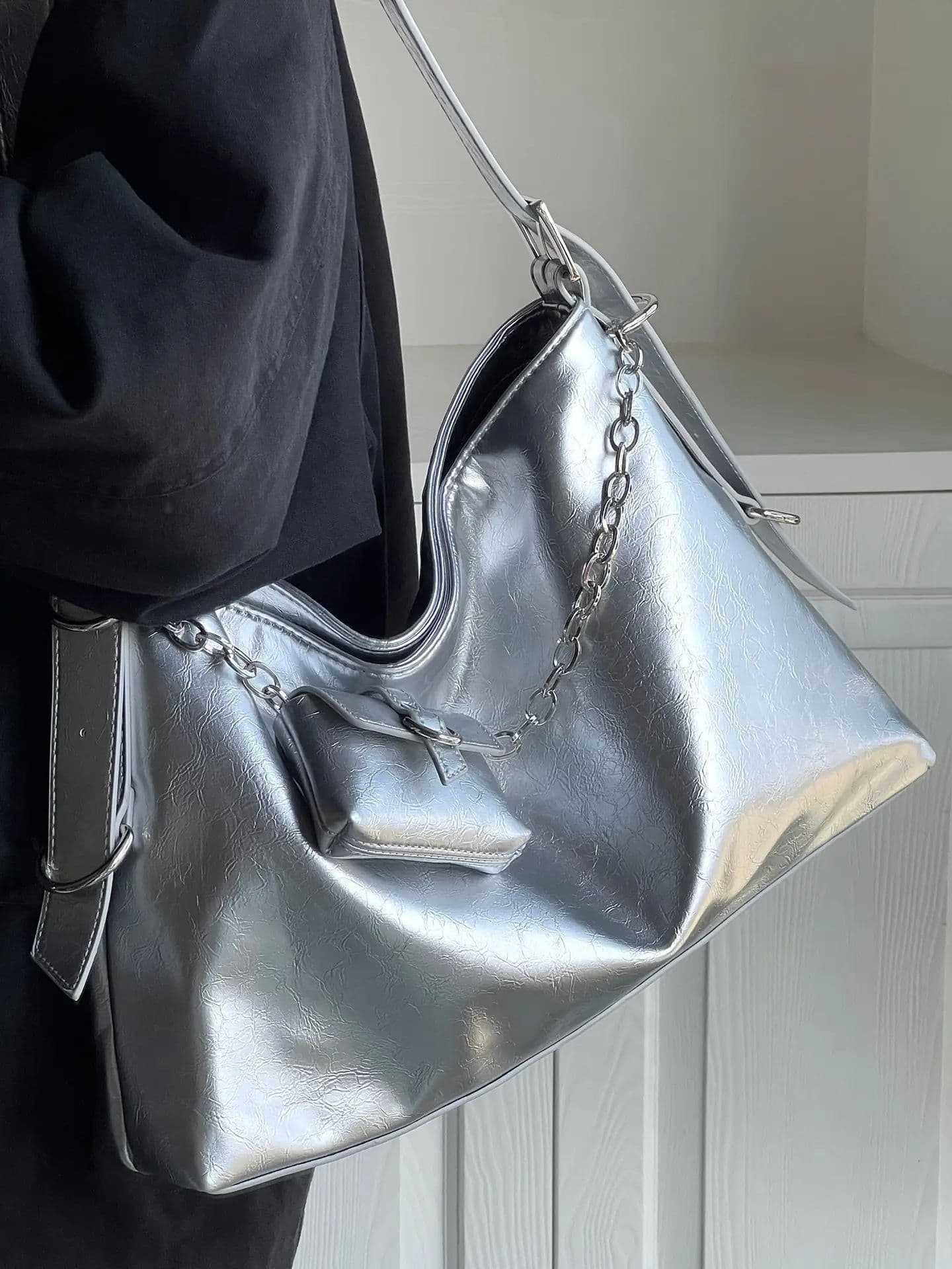 image-Women's Bag Large-capacity Crossbody Bag