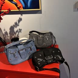 image-Women's Fashion Retro Rivet Shoulder Underarm Bag