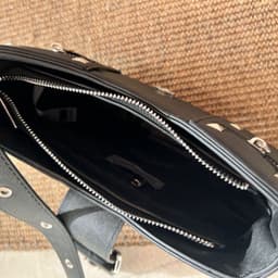 image-Women's Fashion Retro Rivet Shoulder Underarm Bag