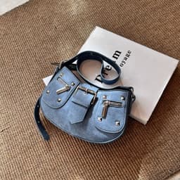 image-Women's Fashion Retro Rivet Shoulder Underarm Bag