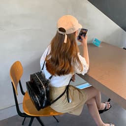 image-Women's Fashion Bright Leather Large Capacity Shoulder Commuter Bag