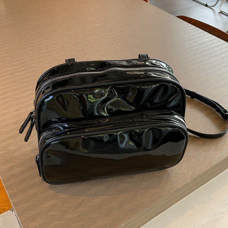 image-Women's Fashion Bright Leather Large Capacity Shoulder Commuter Bag