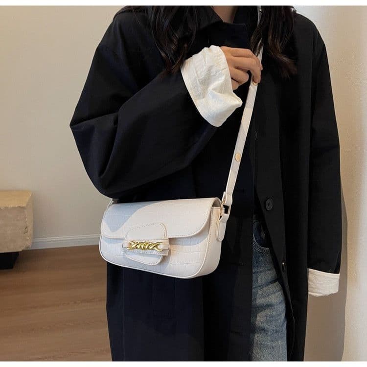 image-High-grade Western Cross-body Bag Fashion Shoulder Underarm Bag