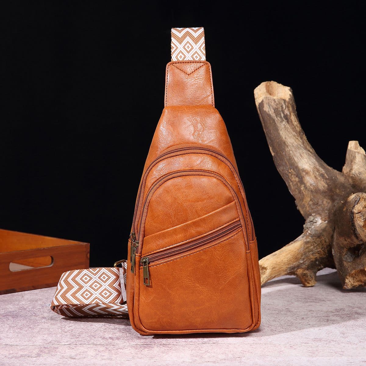 image-European And American Retro Casual Solid Color Women's Cross-body Bag