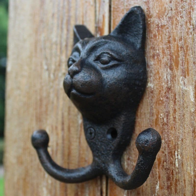 image-Retro Cast Iron Wall-mounted Mural Decoration Hat-and-coat Clothes Hook