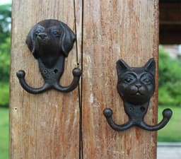 image-Retro Cast Iron Wall-mounted Mural Decoration Hat-and-coat Clothes Hook