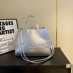 image-Large Capacity Women's Fashion Portable Tote Bag