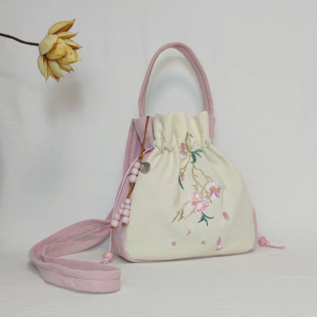 image-Ancient Style Han Chinese Clothing Crossbody Casual Bag Embroidery