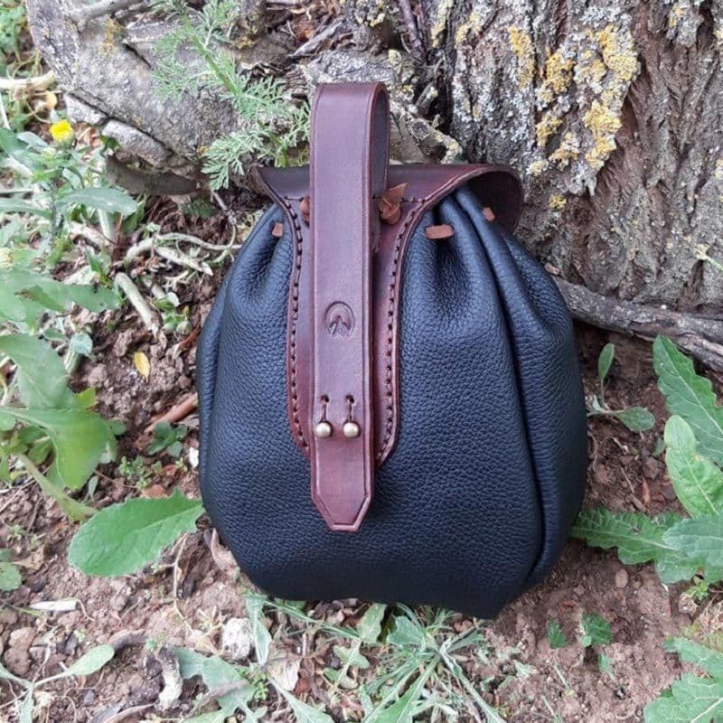 image-European And American New Retro Medieval Leather Outdoor Pocket Drawstring