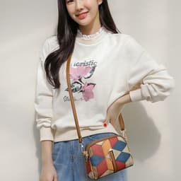 image-Color Matching Stitching Ethnic Fashion Trend Double Zipper Messenger Bag