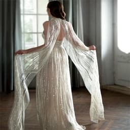 image-Champagne Color Host Starry Sky Toast Clothing Halter Model Catwalk Show