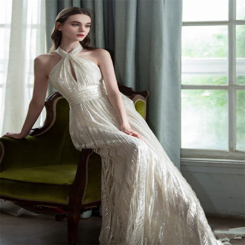 image-Champagne Color Host Starry Sky Toast Clothing Halter Model Catwalk Show