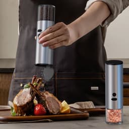 image-Electric Food Corn Soybean Salt And Pepper Grinder Mill Machine Rechargeable Electric Pepper And Salt Grinder Set With LED Kitchen Gadgets